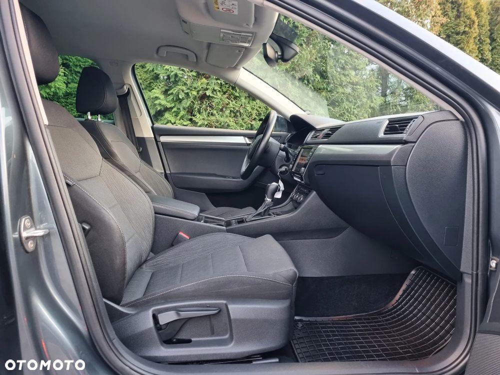 Skoda Superb 1.6 TDI DSG Style - 9