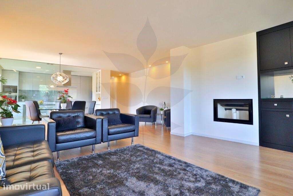Apartamento T4 em Celeirós | 4 Suites | Garagem para 2 Viaturas - Grande imagem: 2/38