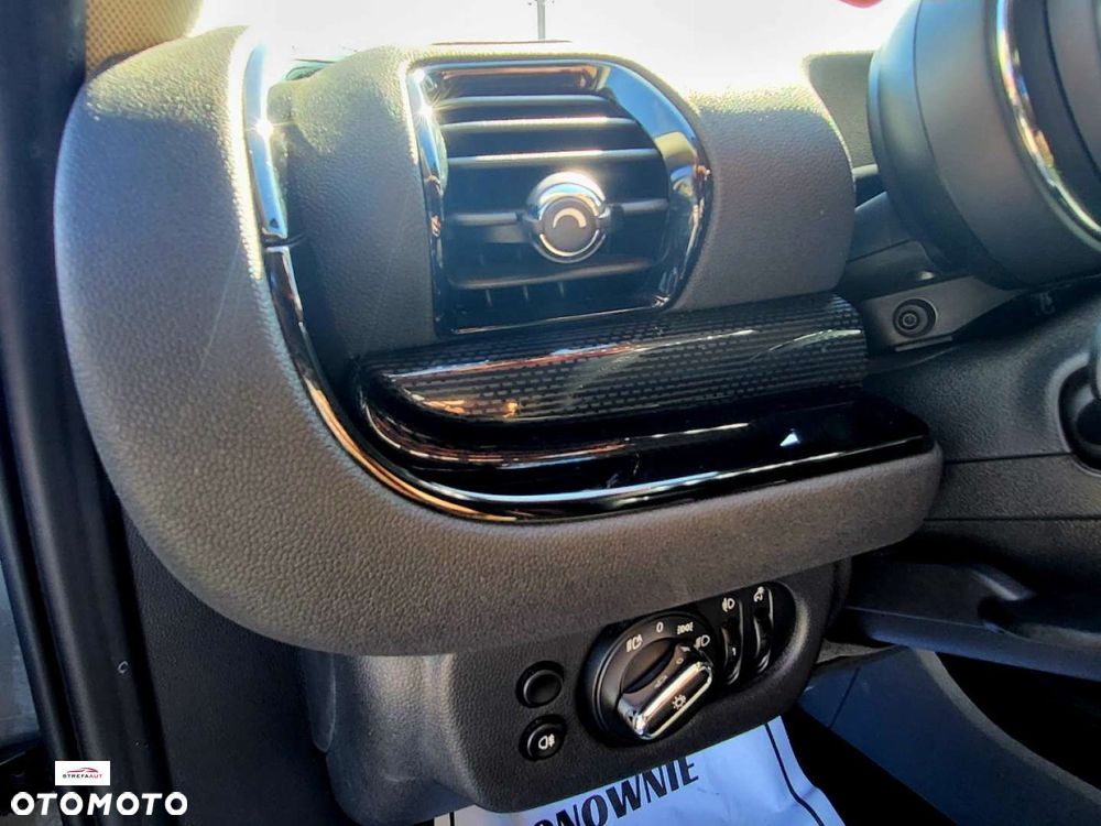 MINI Clubman - 12