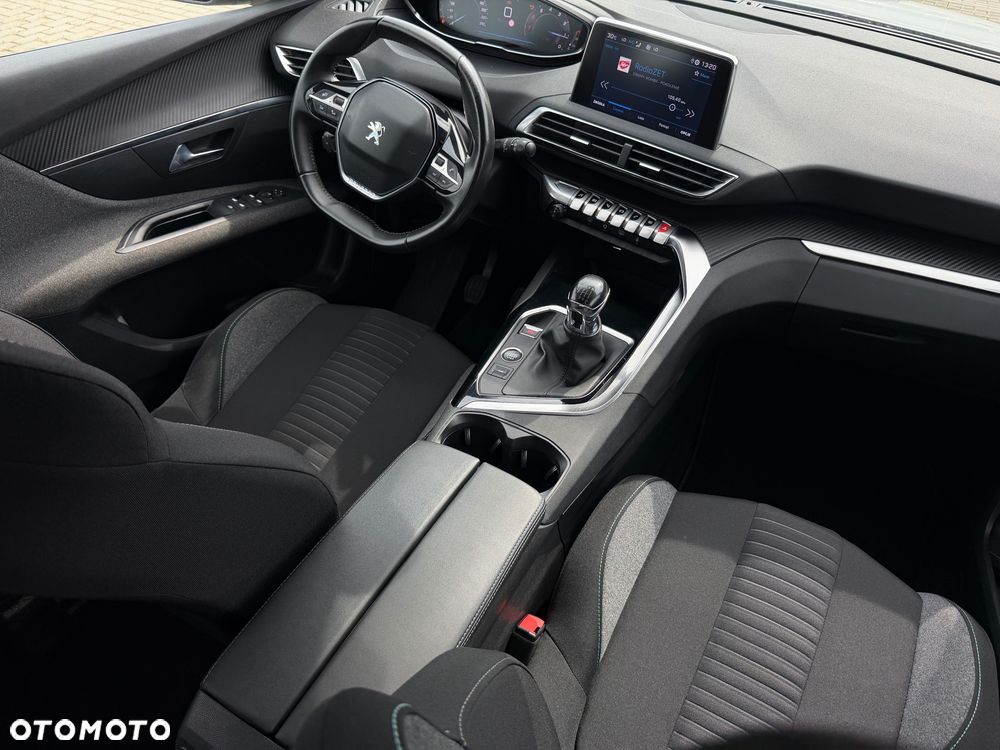 Peugeot 3008 PureTech 130 Stop & Start GPF Active Pack - 23