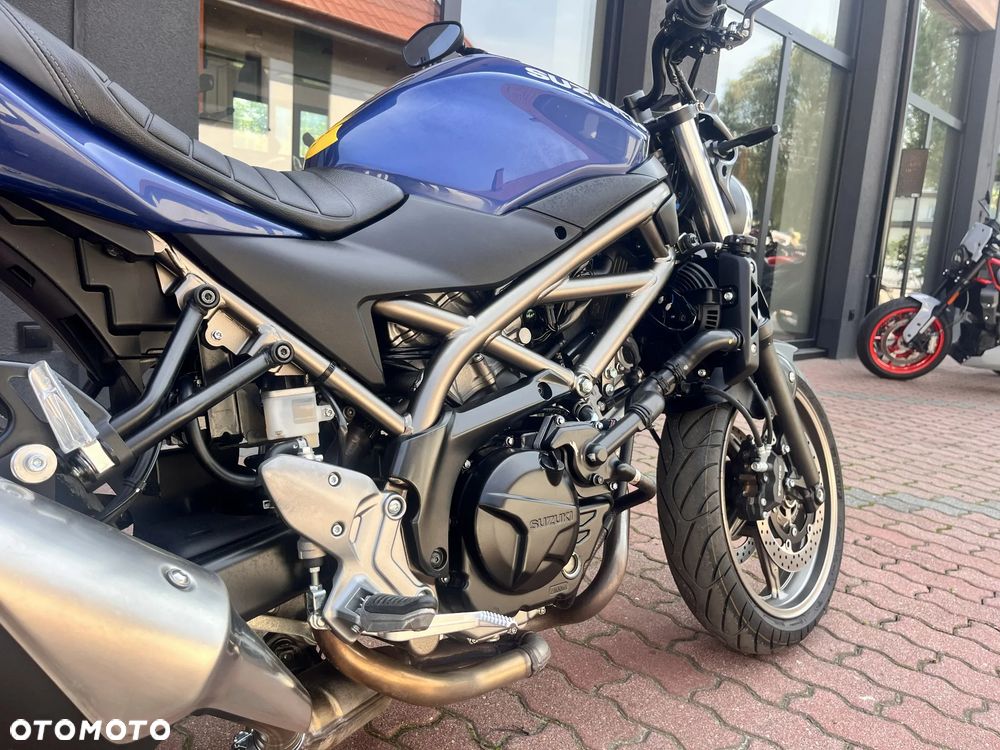Suzuki SV - 11