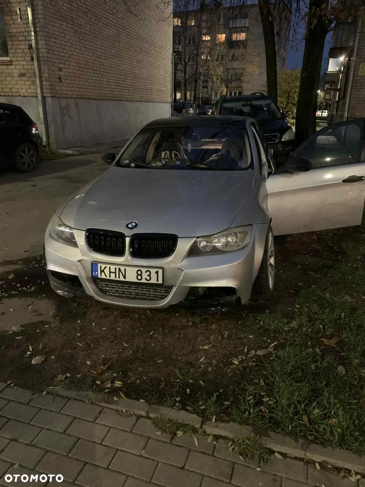 BMW Seria 3 335i - 12