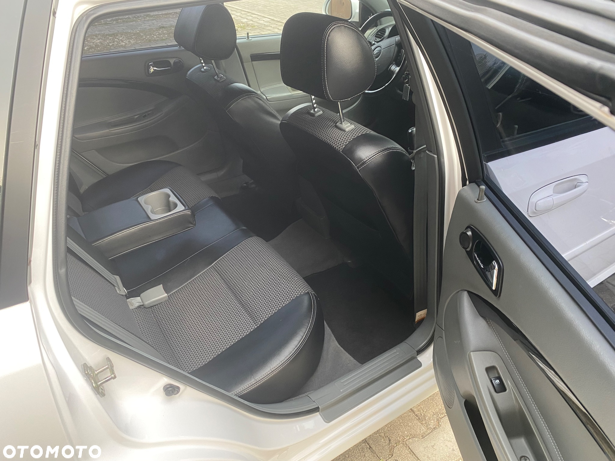 Chevrolet Nubira 2.0 Kombi D CDX - 11