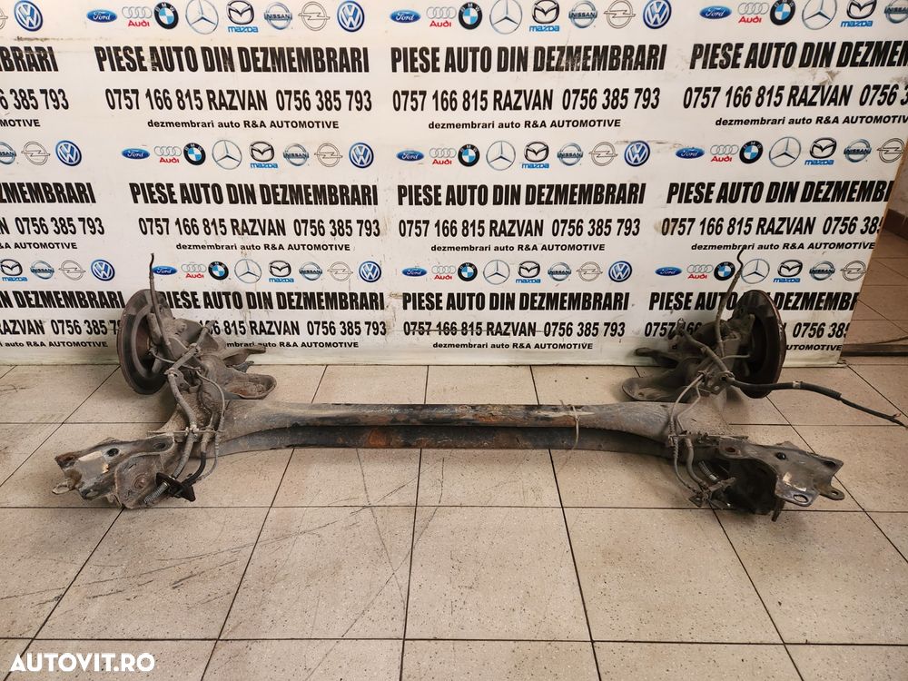 Punte Spate Fuzete Fuzeta Stanga Dreapta Spate Renault Grand Scenic 3 An 2009-2010-2011-2012-2013-2014-2015 Dezmembrez Renault Grand Scenic 1.5 Dci An 2009-2010-2011-2012 Manual 6+1 Trepte 2x4 - 2