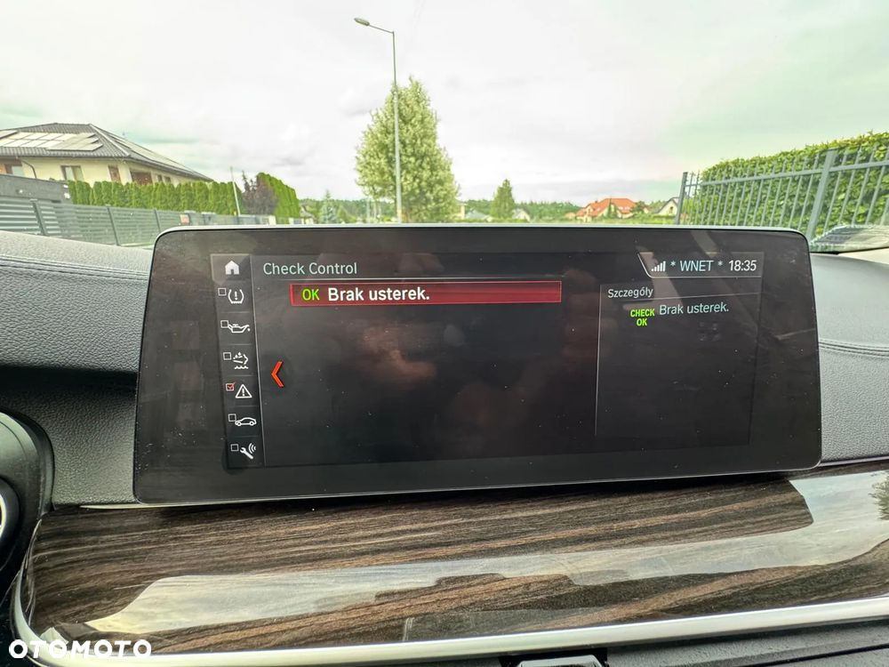 BMW Seria 5 520d Luxury Line - 27
