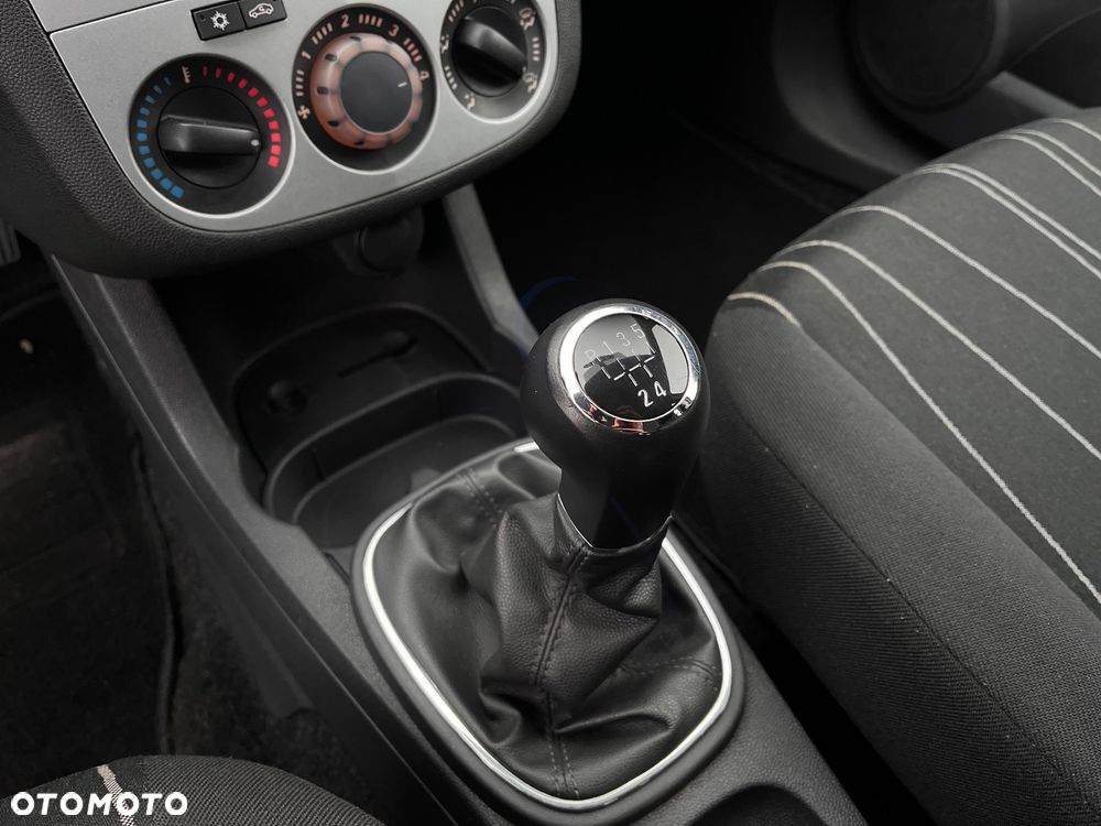 Opel Corsa - 26