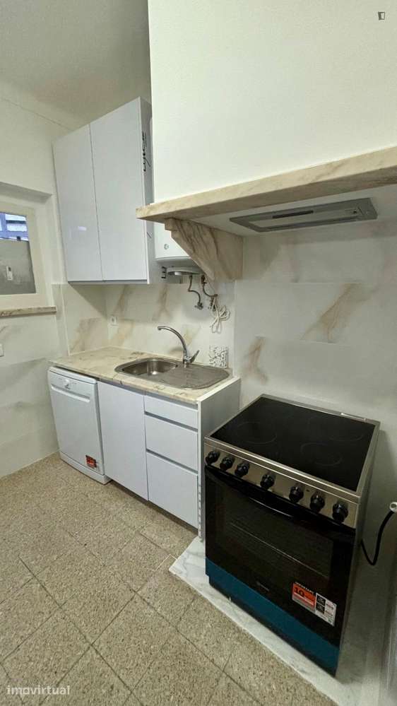 Quarto - localizado em Lisbon - Grande imagem: 2/5