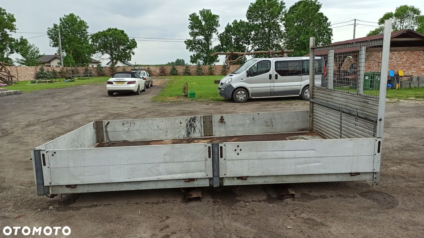 Skrzynia Ładunkowa Paka Iveco Daily 3,9m - 2