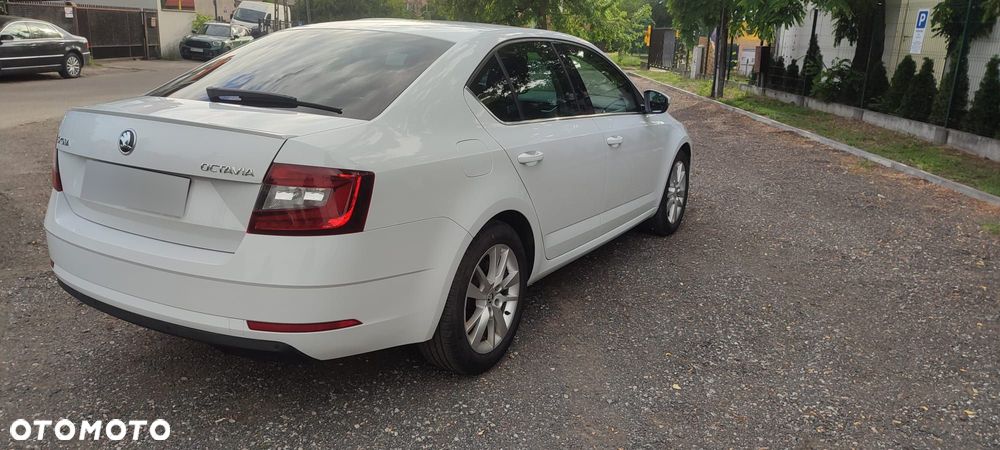 Skoda Octavia 1.5 TSI ACT Style - 12