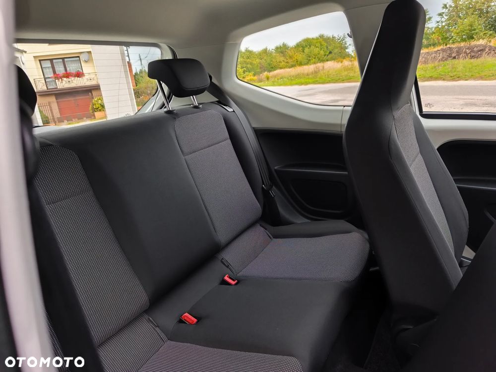 Volkswagen up! club - 26
