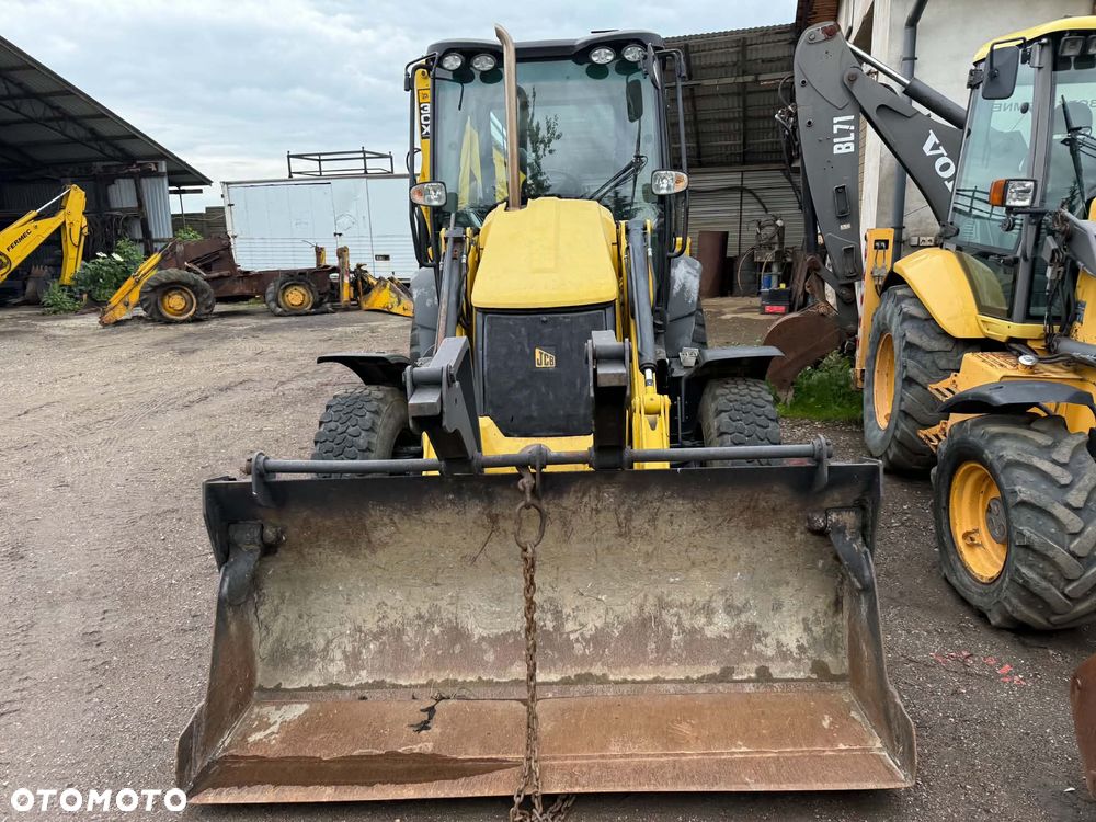 JCB 3CX Contractor - 2