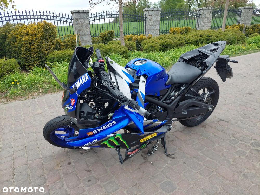 Yamaha R3 - 2