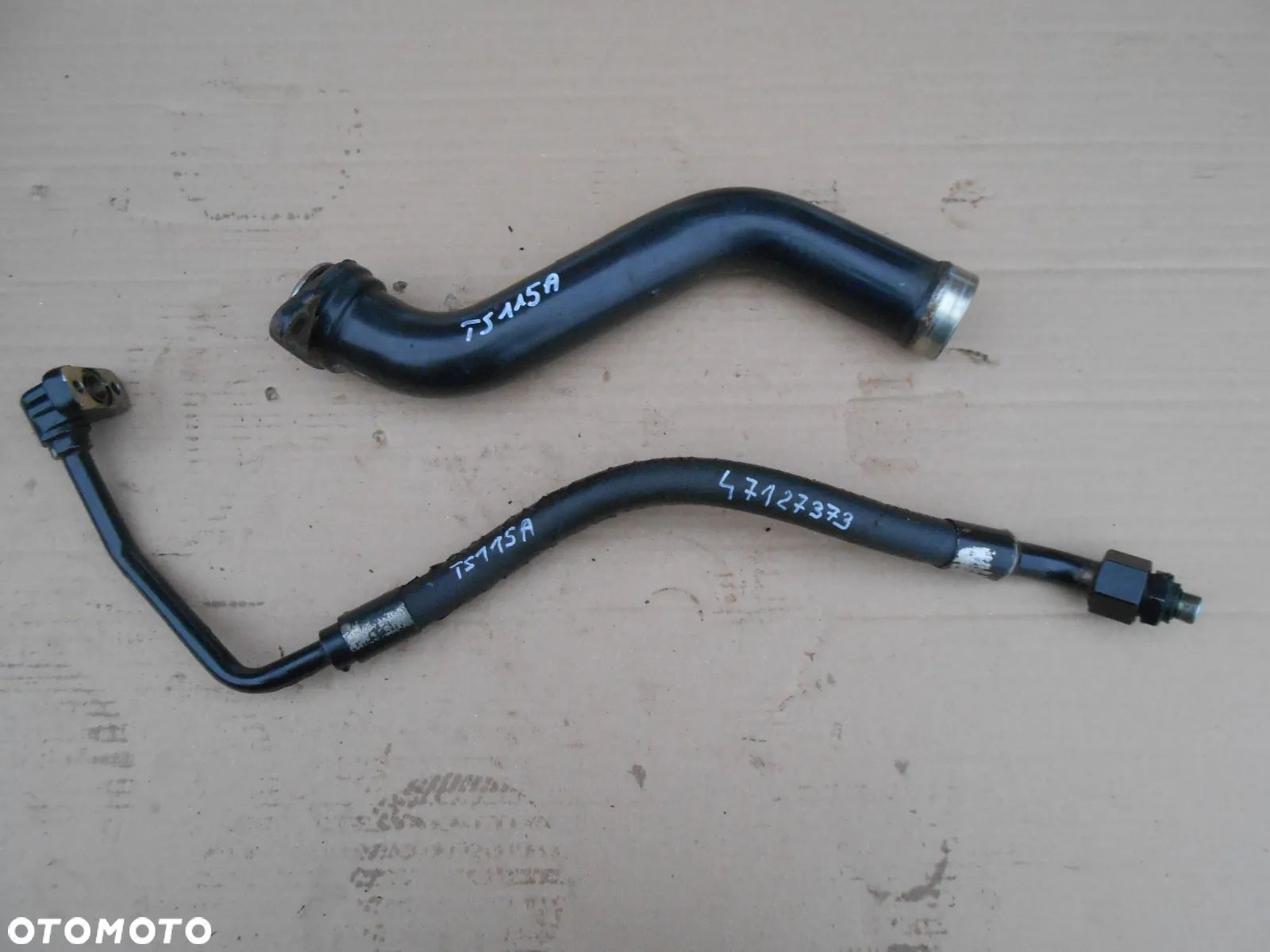 Przewód giętki 47135930 rura rurka New Holland TS115A - 1