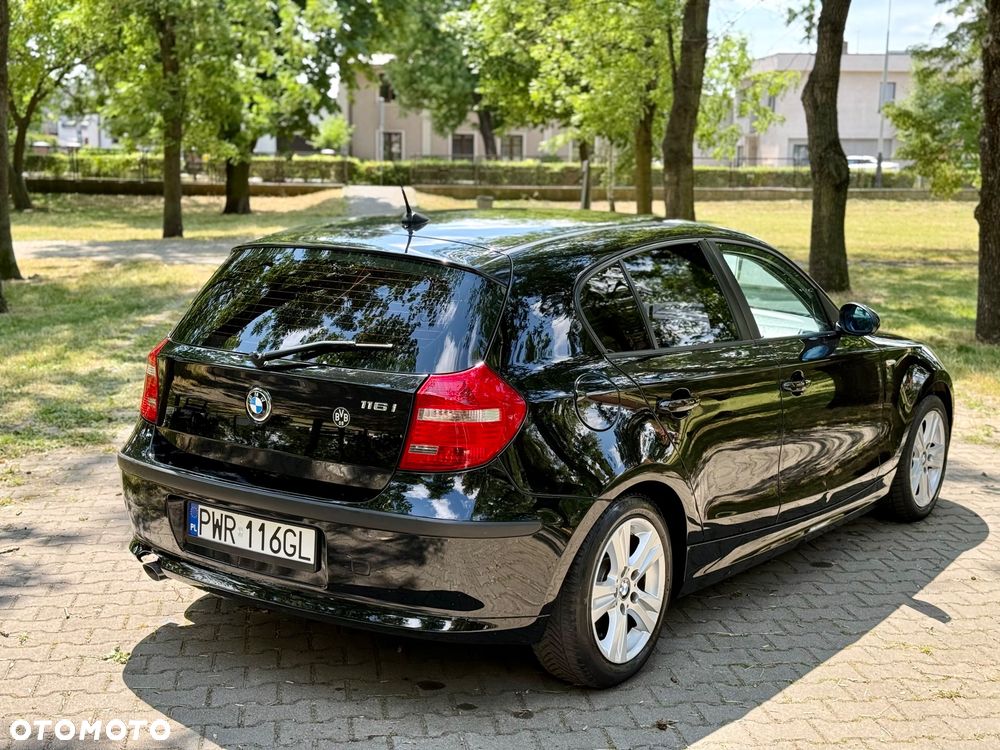 BMW Seria 1 116i - 6