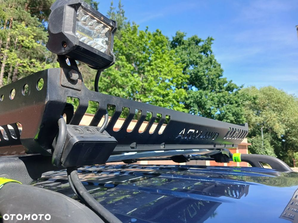Jeep Cherokee - 10