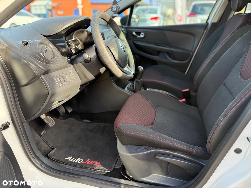 Renault Clio - 17