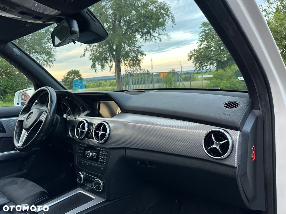 Mercedes-Benz GLK - 9