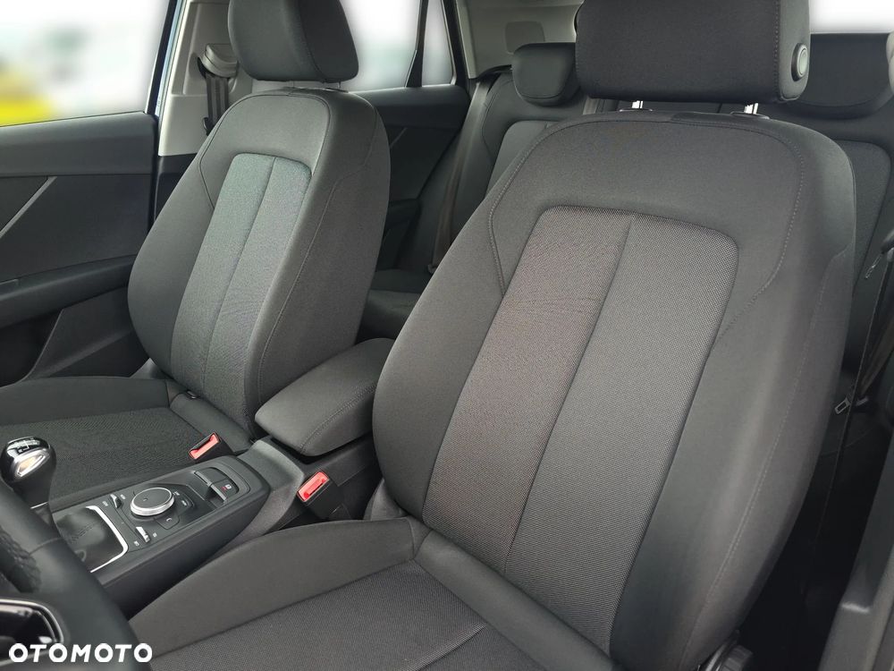 Audi Q2 30 TFSI - 15