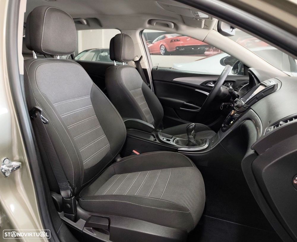 Opel Insignia Sports Tourer 2.0 CDTi Executive S/S - 15