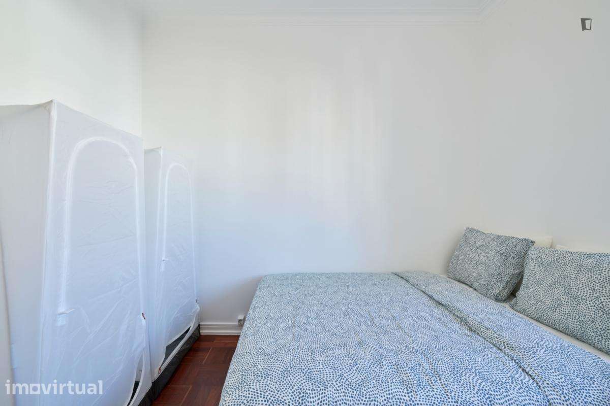Quarto - localizado em Entrecampos Lisbon - Grande imagem: 5/25