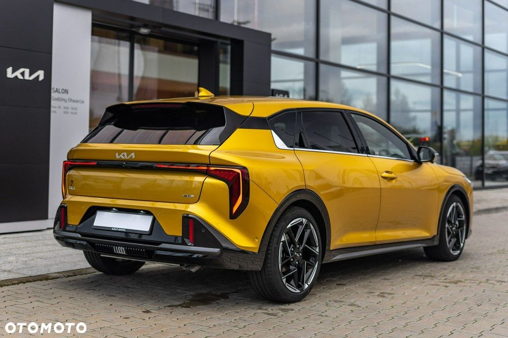 Kia K4 - 4