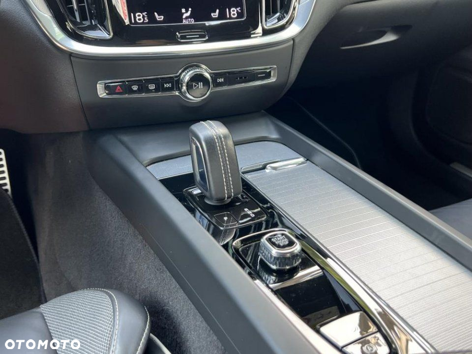 Volvo S60 - 16