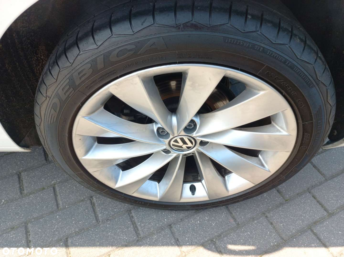 Volkswagen Touran - 9