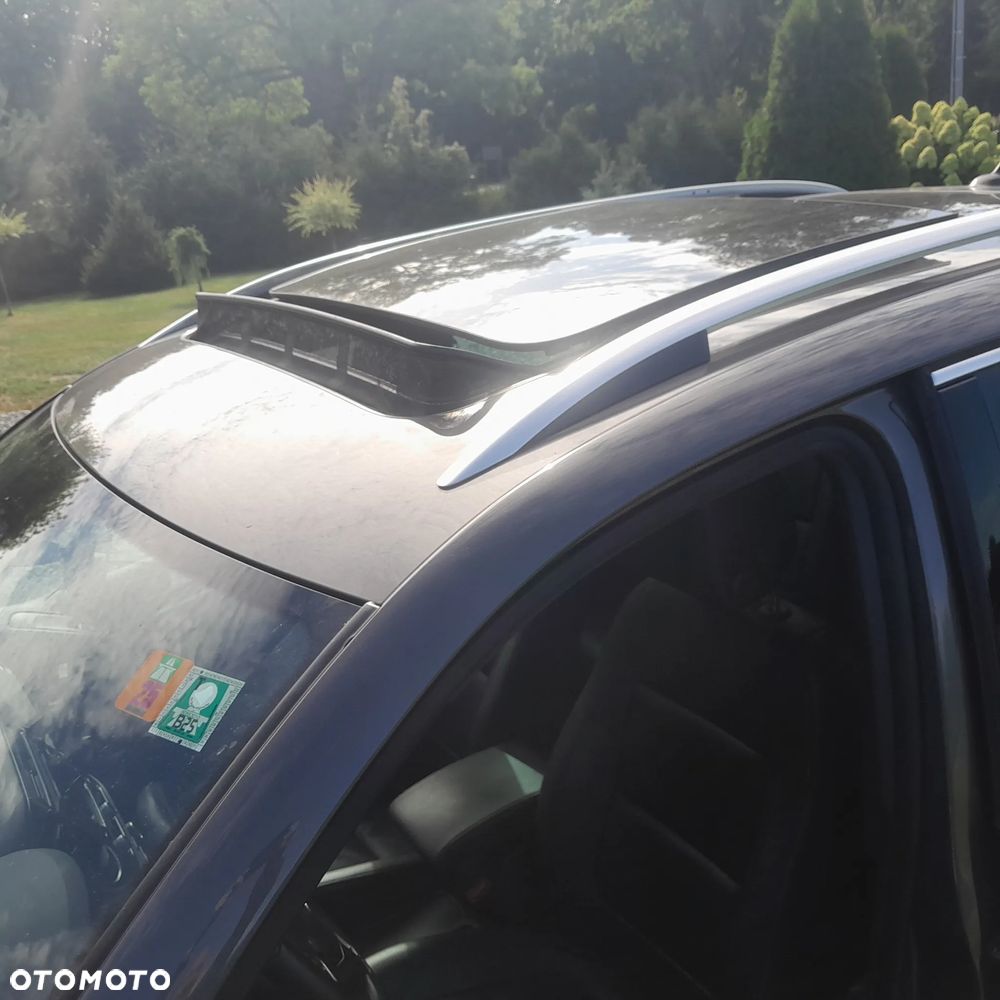 Volkswagen Tiguan - 6