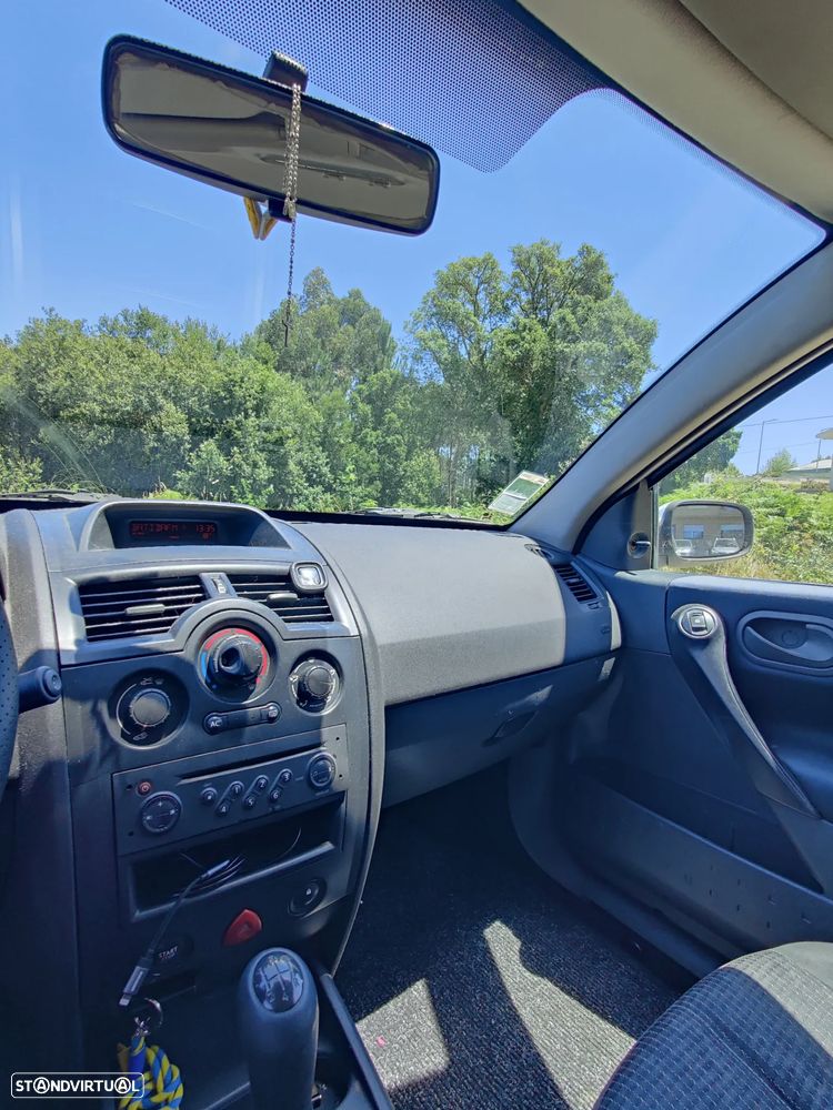 Renault Mégane - 6