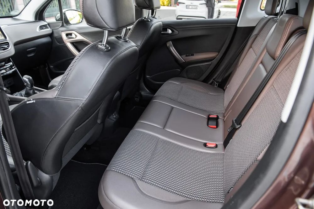 Peugeot 2008 120 VTI Business-Line - 23