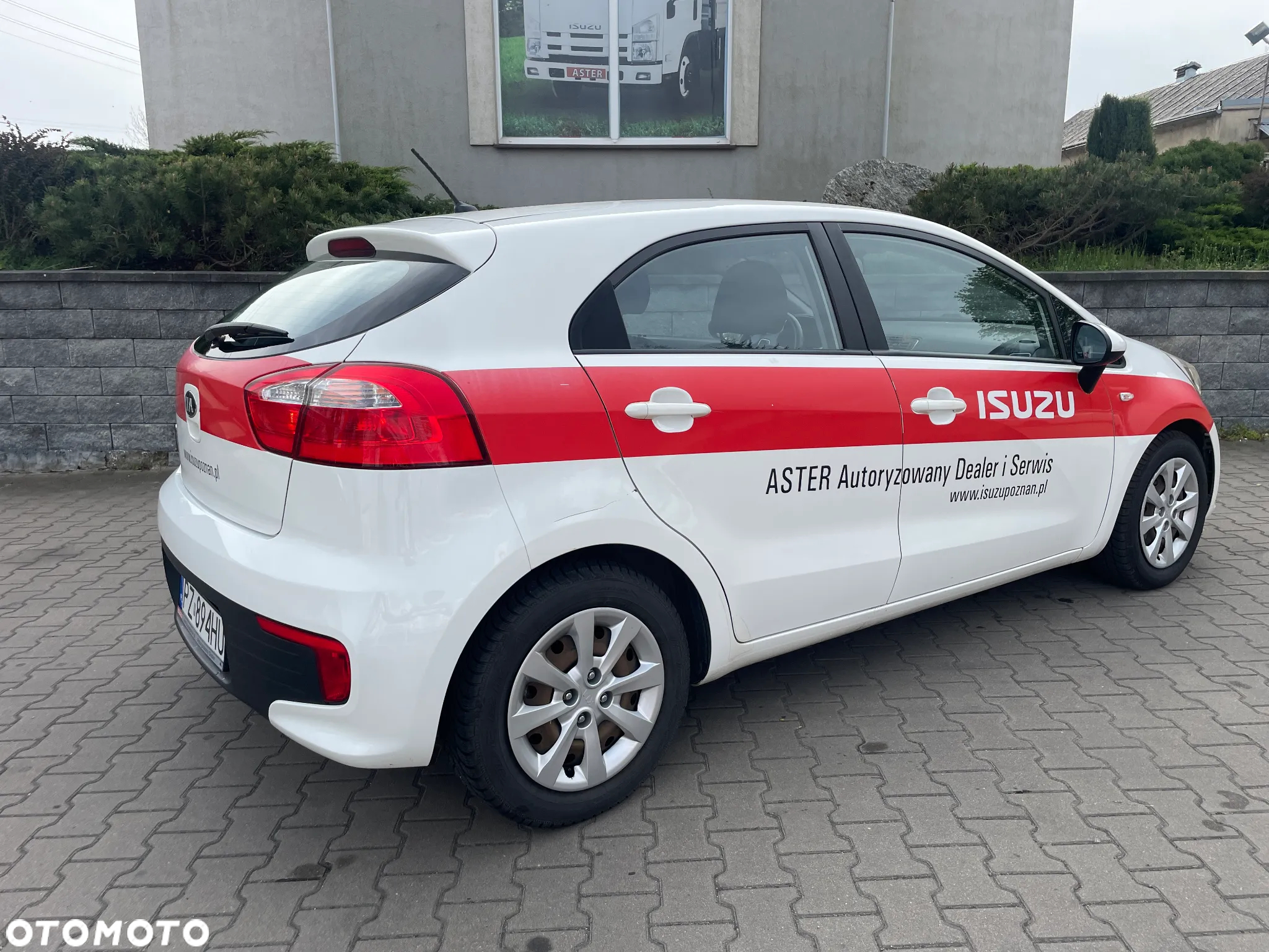 Kia Rio 1.2 L - 4