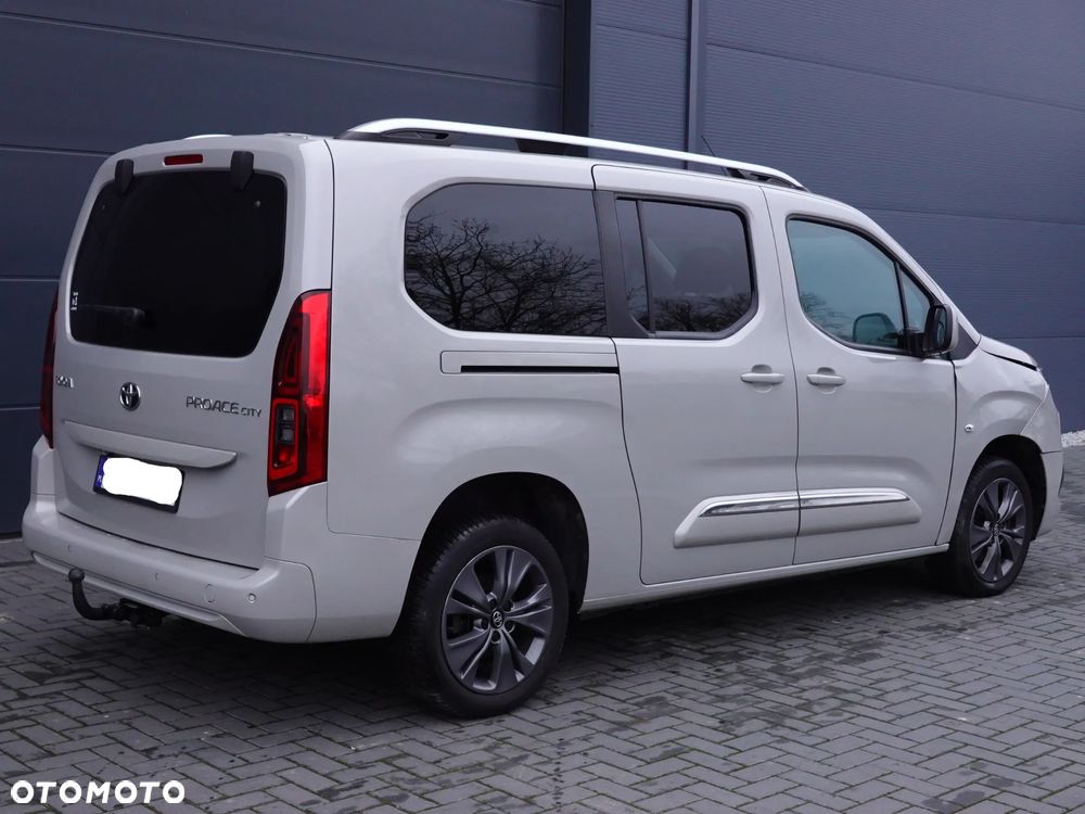Toyota Proace City Verso Long 1.5 D-4D Business - 4