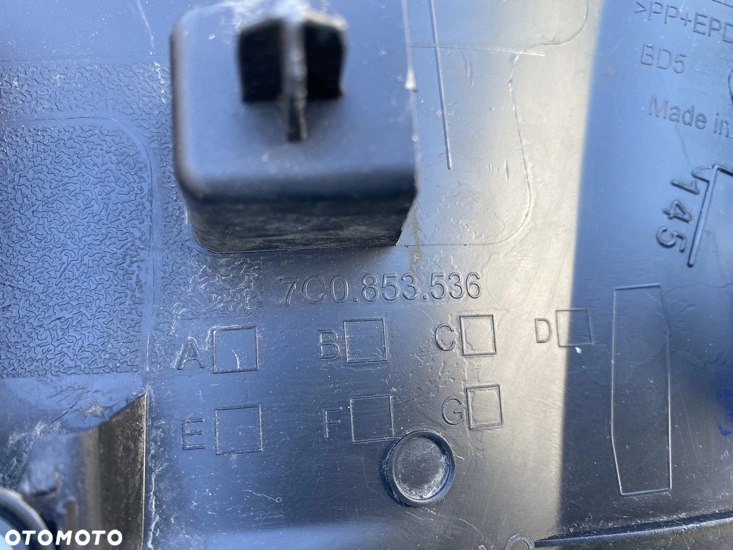 LISTWA PRAWA NA TYLNY BŁOTNIK VW CRAFTER II 7C MAN TGE 7C0853536A - 3