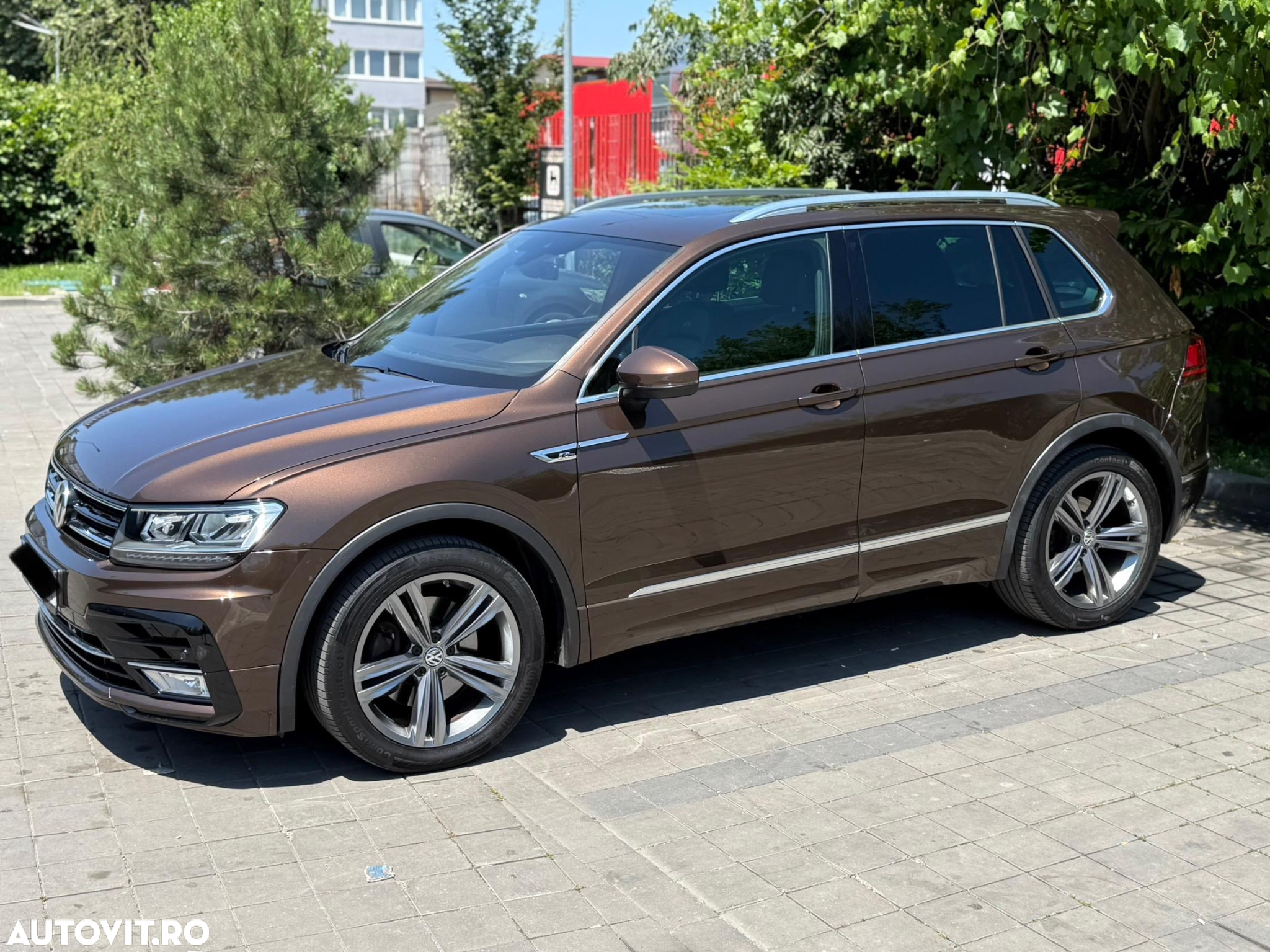 Volkswagen Tiguan - 4