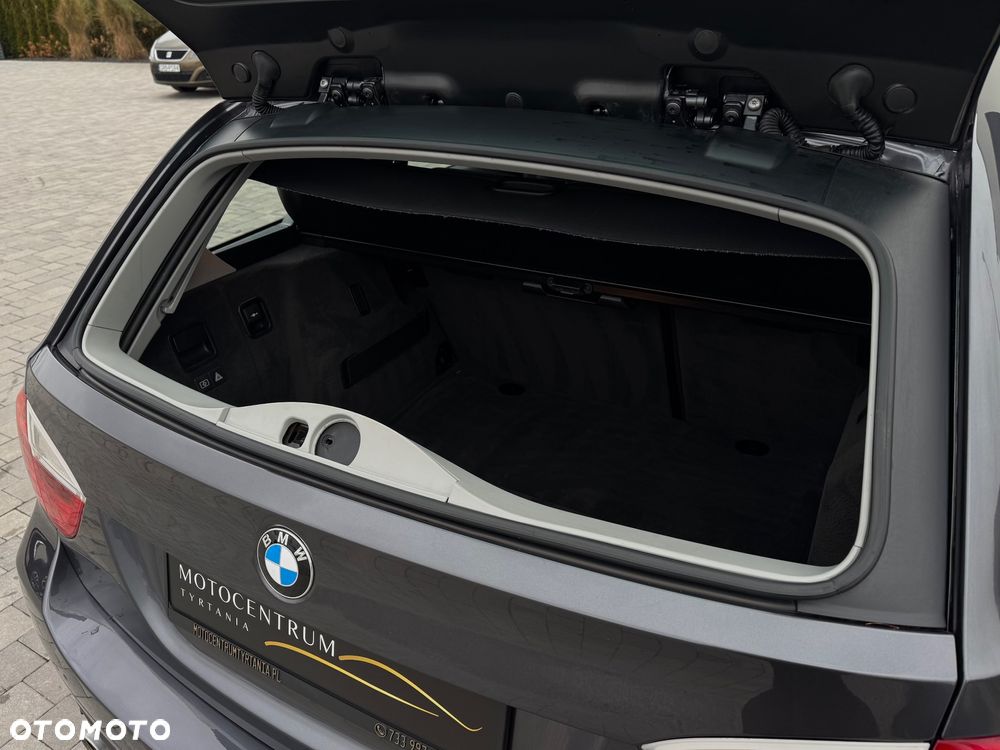 BMW Seria 3 325d DPF - 35