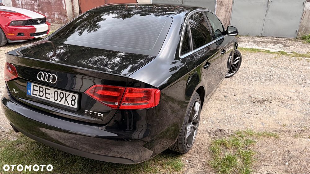 Audi A4 Limousine - 10