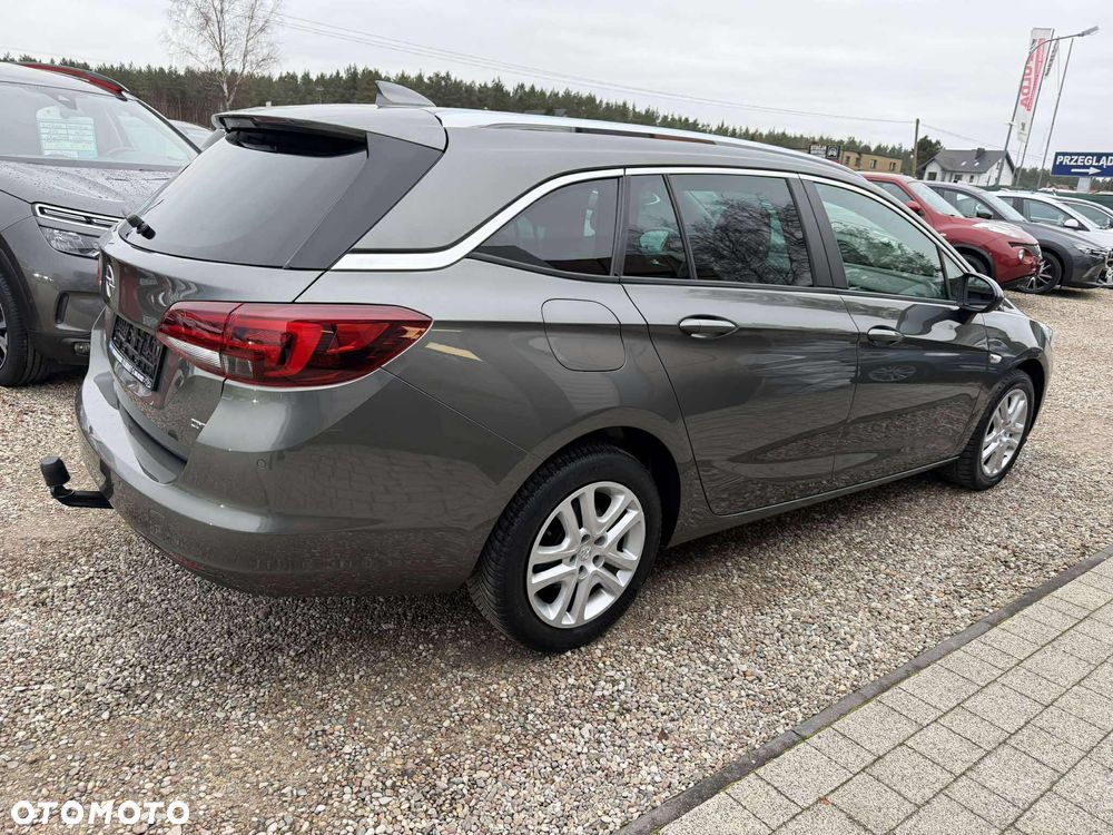 Opel Astra 1.6 CDTI Cosmo - 10