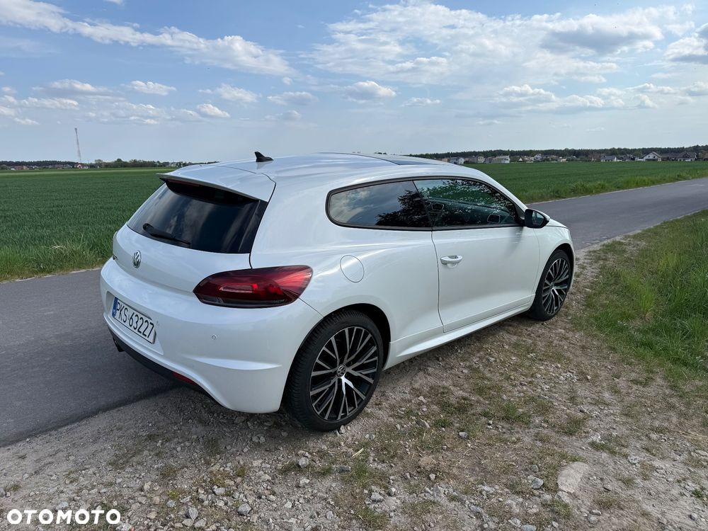 Volkswagen Scirocco 2.0 TDI DSG Life - 3