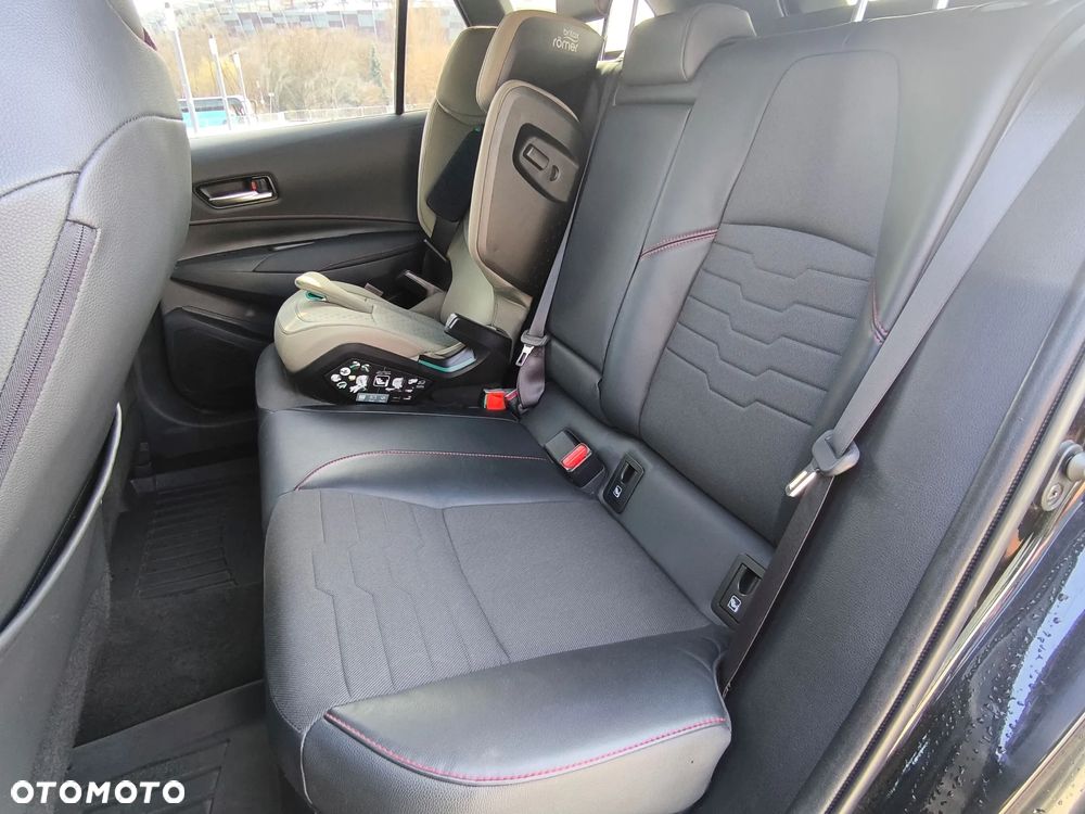 Toyota Corolla 2.0 Hybrid Executive - 30