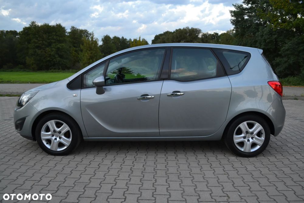 Opel Meriva - 8