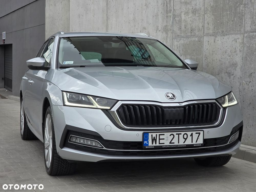 Skoda Octavia 2.0 TDI 4x4 Style DSG - 10