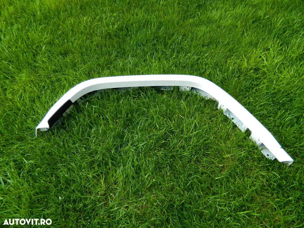 Bandou ornament aripa dreapta spate Mercedes W463 AMG cod A4638805803 - 4