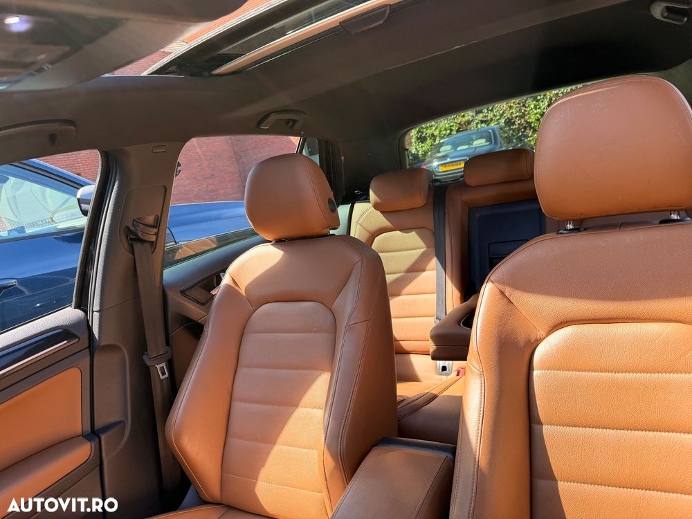 Volkswagen Golf Standard - 12