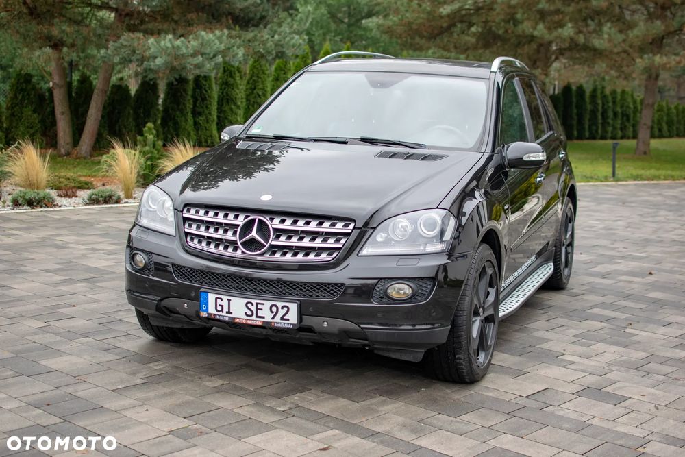 Mercedes-Benz ML - 8