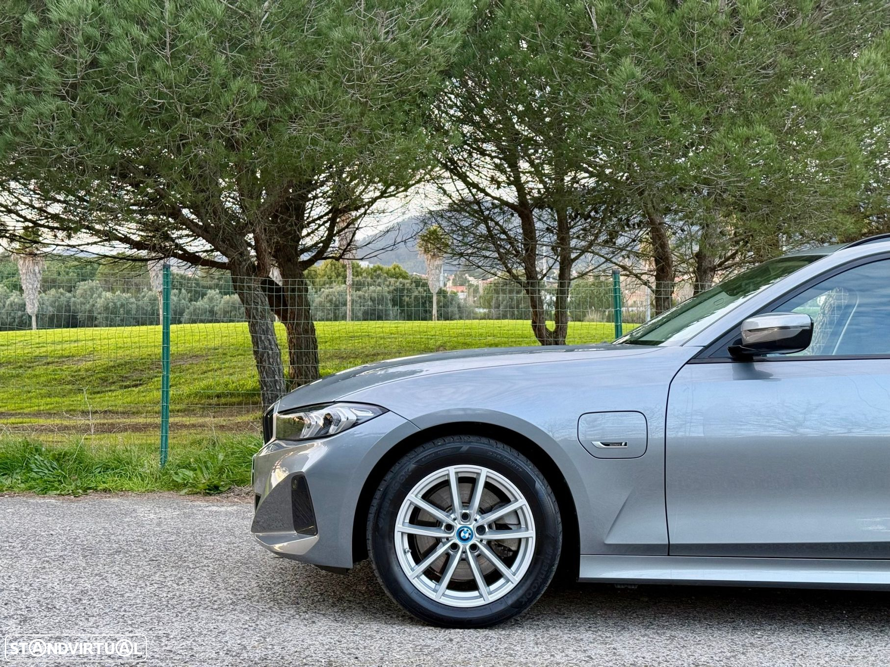 BMW 320 e Touring Corporate Edition Auto - 24