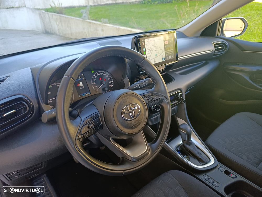 Toyota Yaris 1.5 HDF Comfort Plus - 11