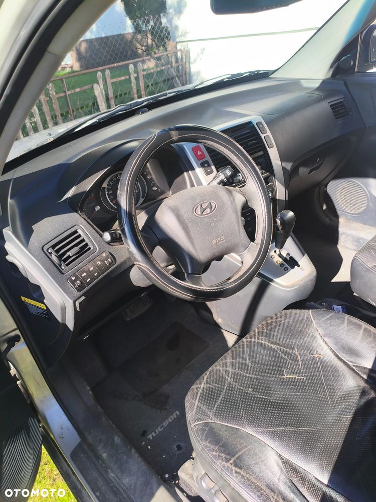 Hyundai Tucson 2.7 GLS - 6
