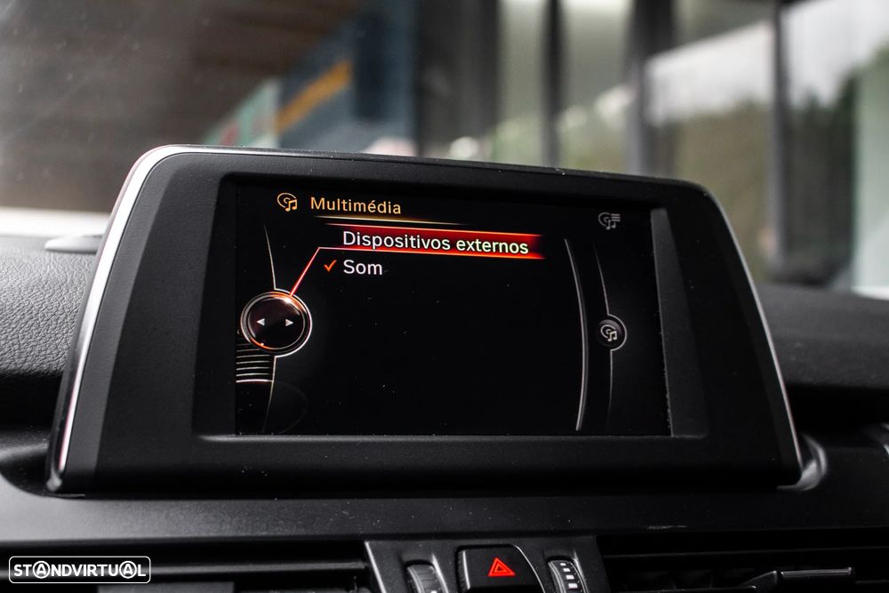 BMW 216 Gran Tourer d Aut. Advantage - 41