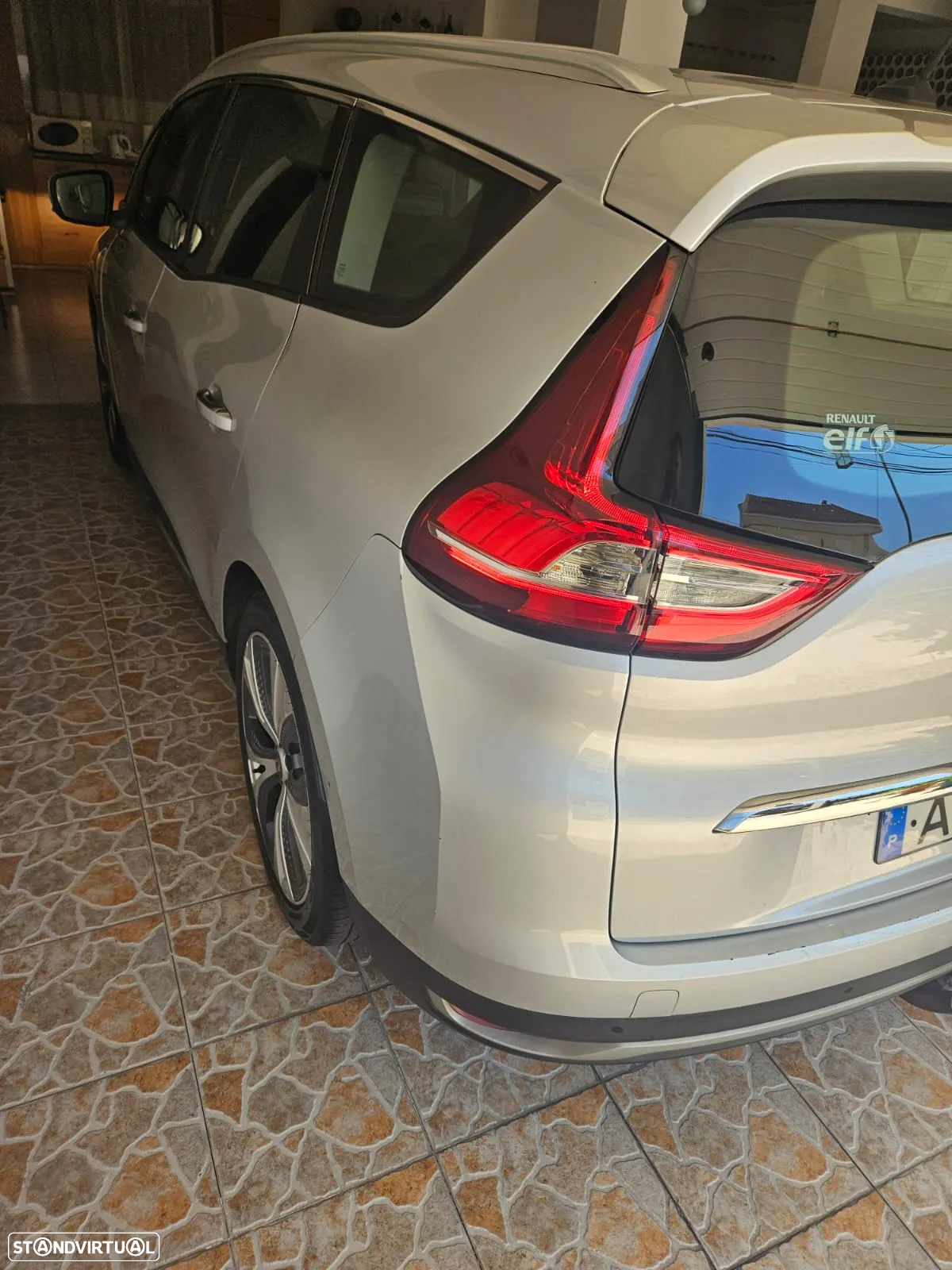 Renault Grand Scénic ENERGY dCi 110 INTENS - 3