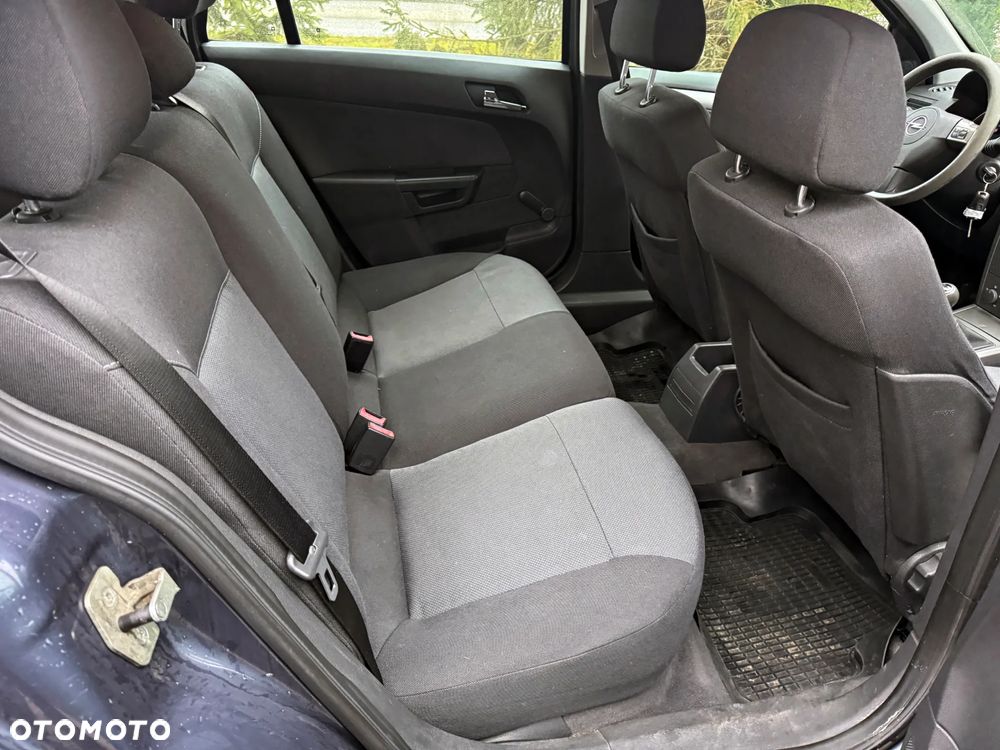 Opel Astra 1.9 CDTI DPF Edition Plus - 9